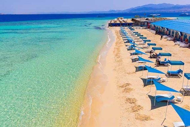 Isola Bianca Soma Bay Hurghada – spiaggia di sabbia bianca e mare turchese del Mar Rosso”