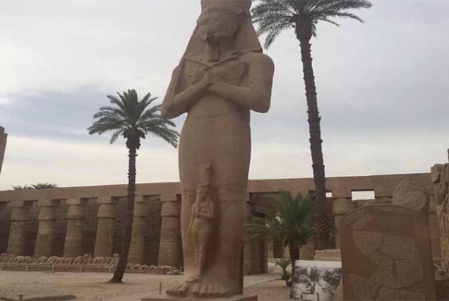 "Hurghada to Luxor excursion – Discover ancient Thebes, visit the Colossi of Memnon, Karnak Temple and royal tombs in Valley of the Kings."