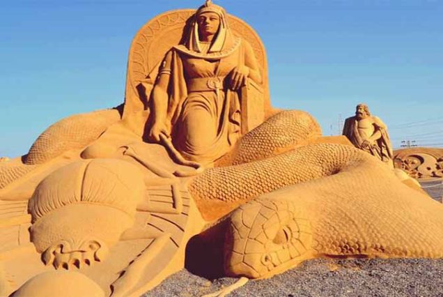 Sand City Museum Hurghada – giant sand statues created by international artists